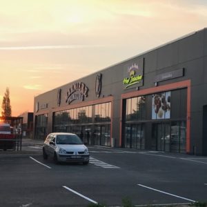 Centre commercial « Le carré des Ebisoires »